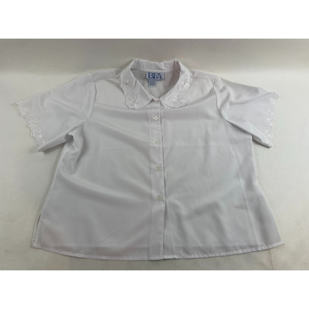 BFA Classics Shirt Women's Size 18P Petite White Floral Embroidered Button Up